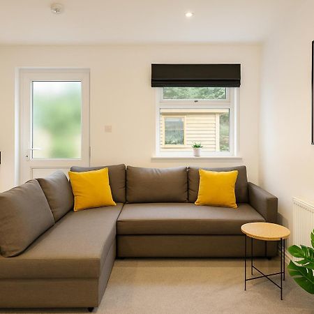 6 Person Apartment In City Centre Кардифф Экстерьер фото